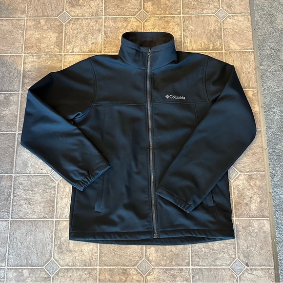 Columbia Sportswear Men's Ascender Softshell Black Jacket Soft/Water Resistant - Picture 1 of 7